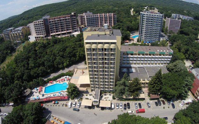 WCZASY W BUŁGARII, HOTEL SHIPKA 4*, ZŁOTE PIASKI